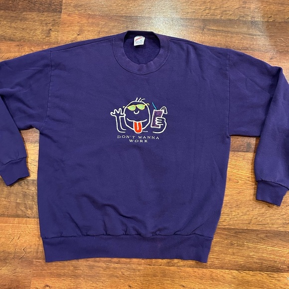 Vintage 1995 “Don’t Wanna Work” Women’s Crew Neck Size Large Purple Sweatshirt - Picture 1 of 8
